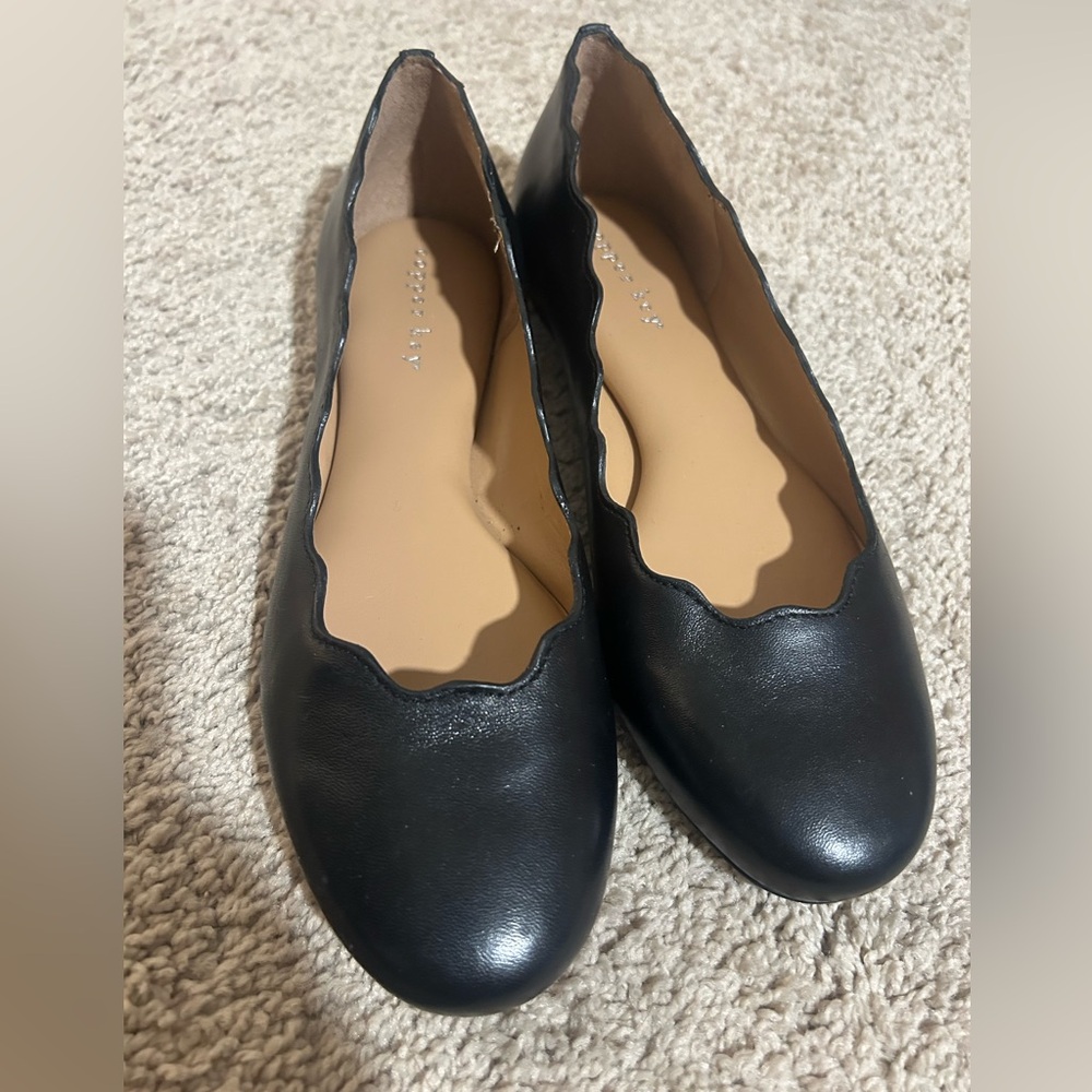 Copper Key Black Scalloped Flats
